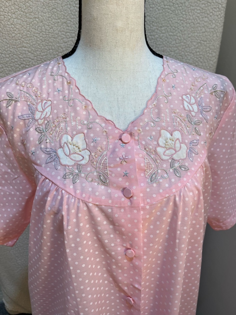 Elegant Long Peignoir Robe – Feminine & Luxurious ✨ - Picture 1 of 14